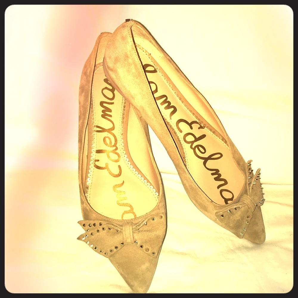 Sam Edelman Suede Pointed toe Flat with bows!